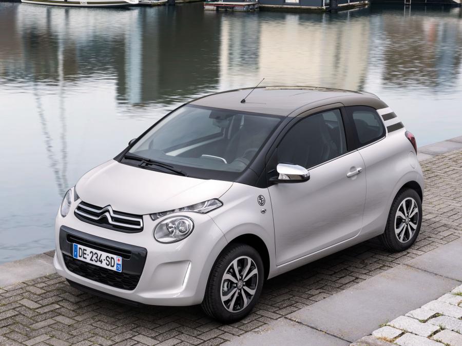  Citroen C1 3-Door 2014 года  (фото 13 из 17)